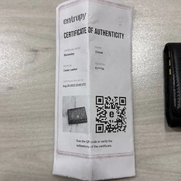 Authentic CHANEL 6-key Case Women's‎ Black Wallet vintage   Has only 4 key hooks - Picture 2 of 12